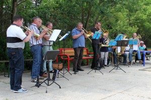 Gießmannsdorfer Posaunenchor unter der Leitung von Focko Hinken